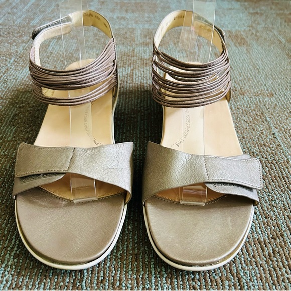 Ziera Greige Taupe Gayle Adjustable Straps Low Wedge Sandals, size 11.5 42 M - Picture 2 of 11